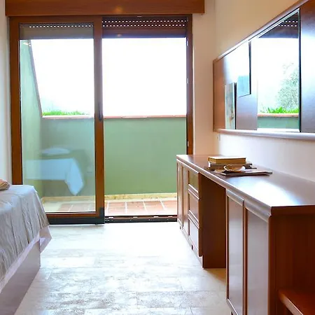 Vila Mira Suites By Safiya